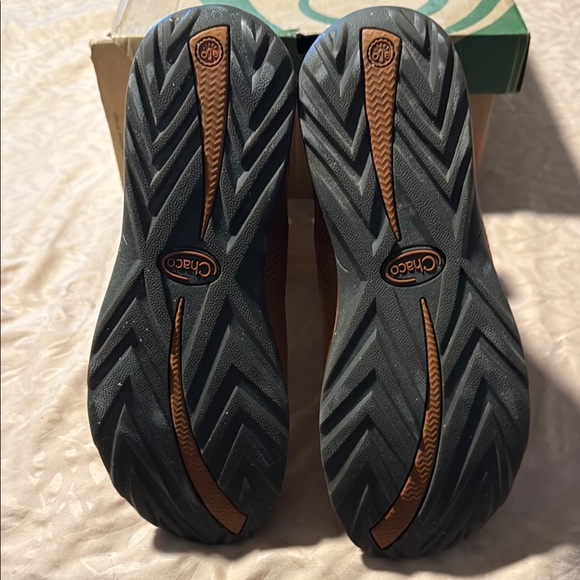 Women’s Chaco Brown Ankle Boots - Picture 6 of 8